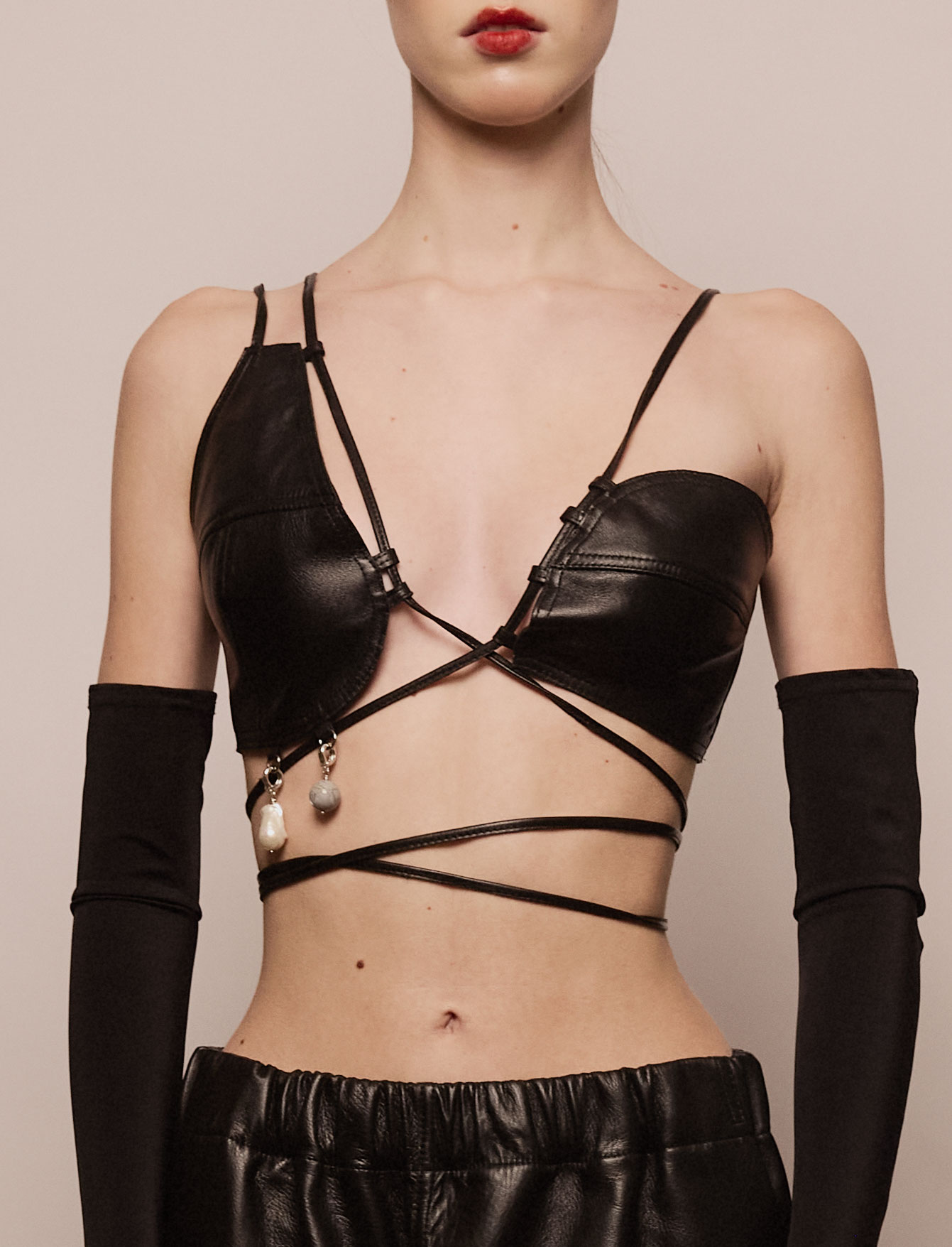 Топ №53 B.Leather. EX