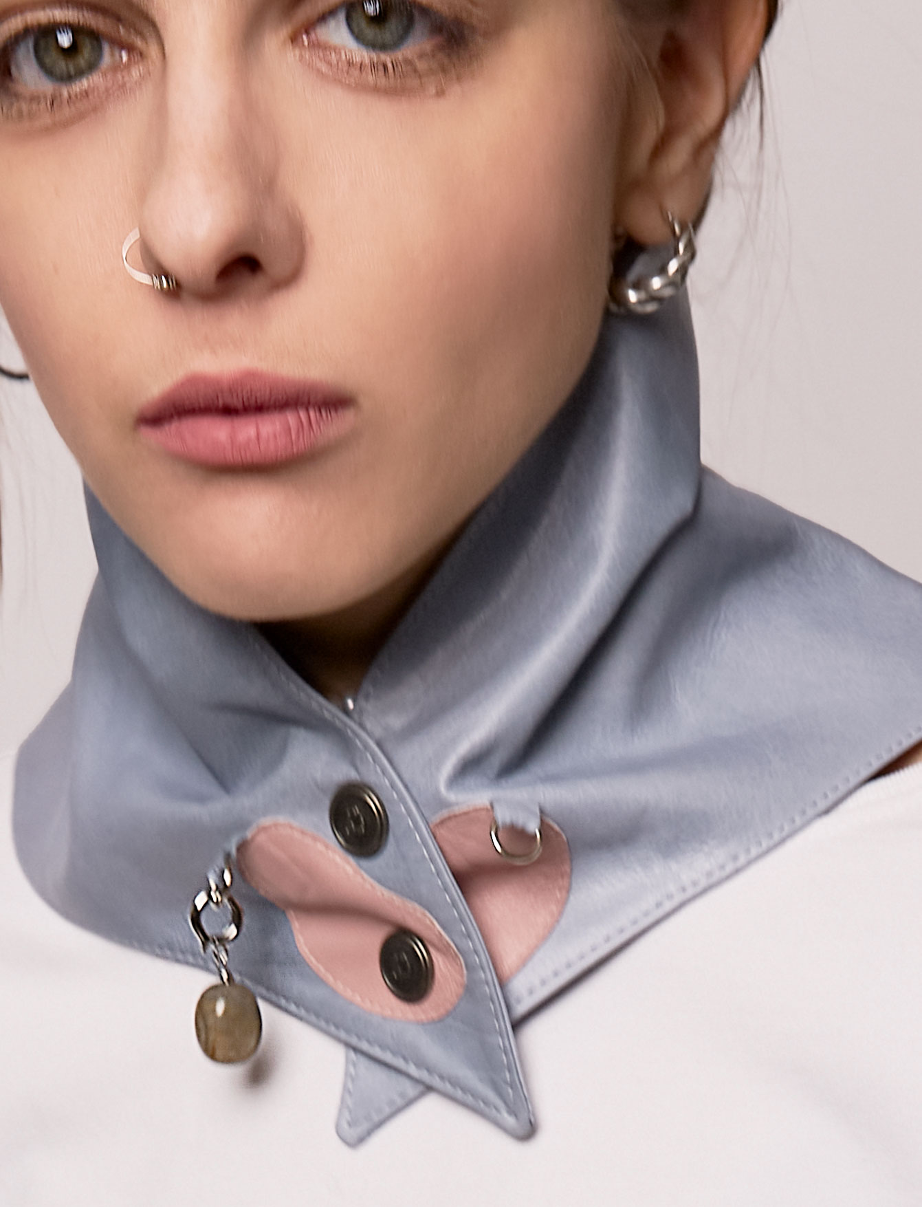 Косынка на шею №42 Blue Leather. EX